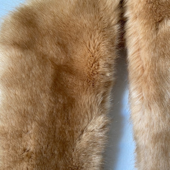 Zara Accessories Faux Fur Scarf Shawl Wrap - Picture 3 of 6